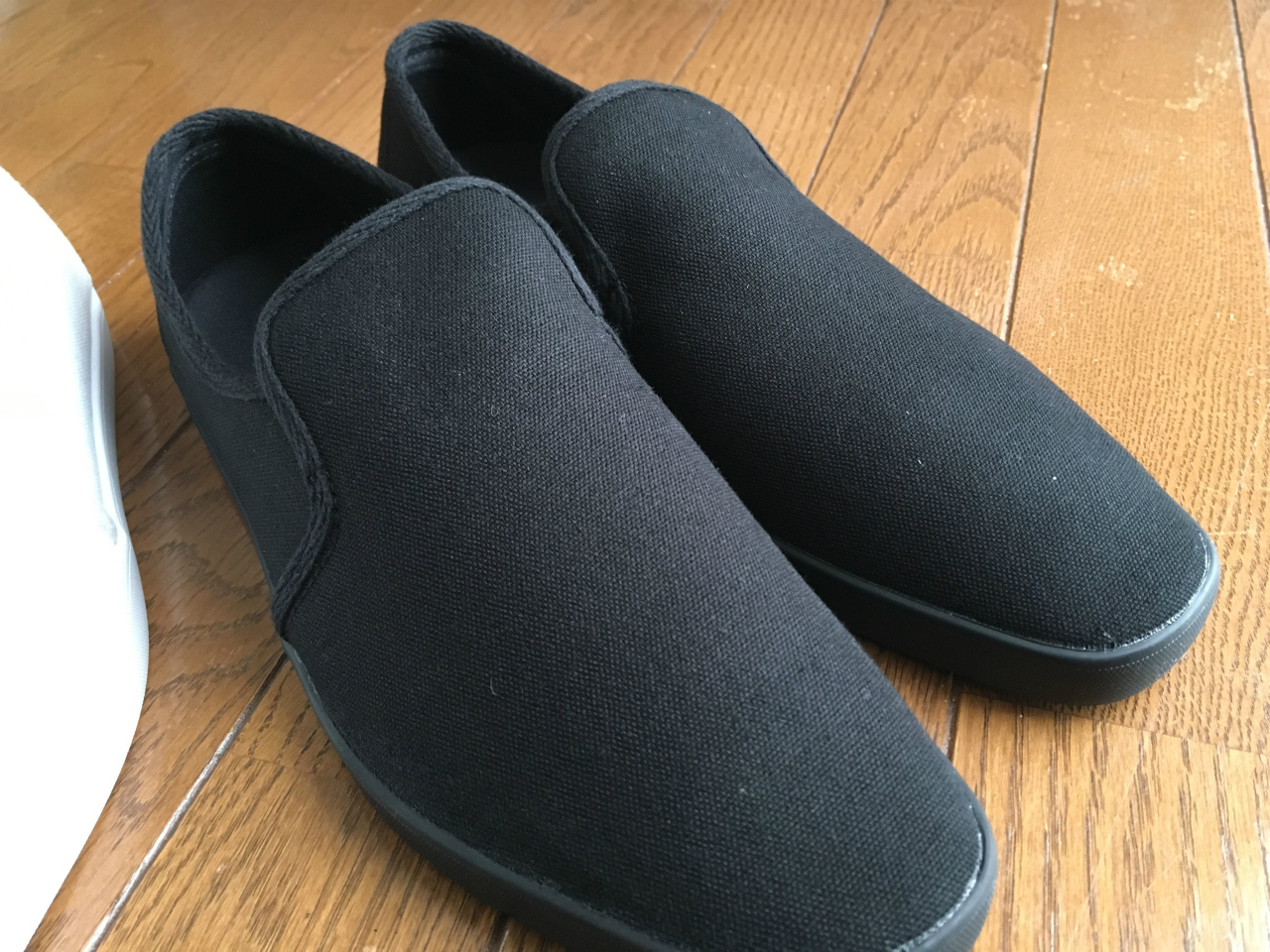 1236-201604_UNIQLO AND LEMAIRE 02