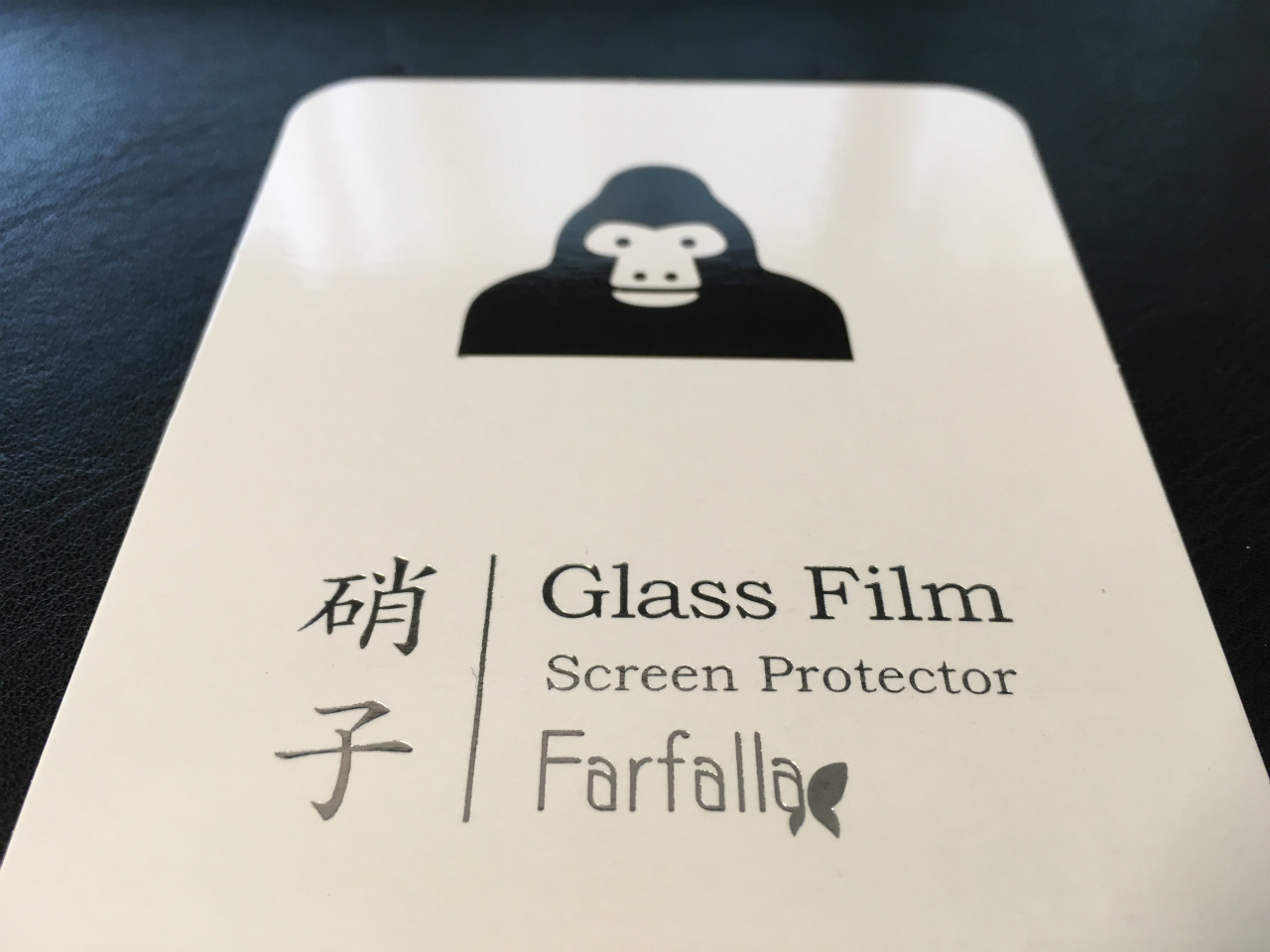 1249-201605_Farfalla Glass Film Gorilla iPhone SE 01
