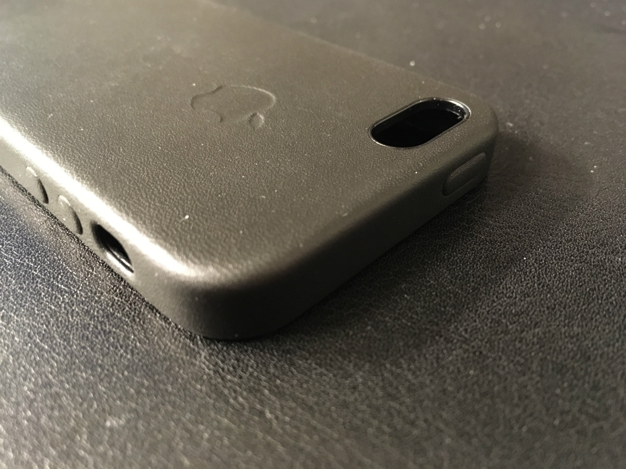 1240-201605_iPhone SE Case Sleeve 09