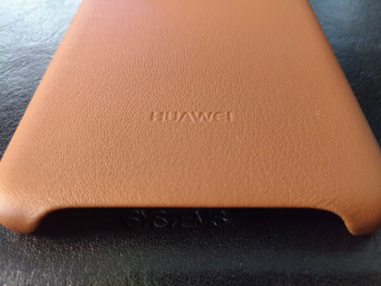 huawei-p9-original-leather-case-brown-05